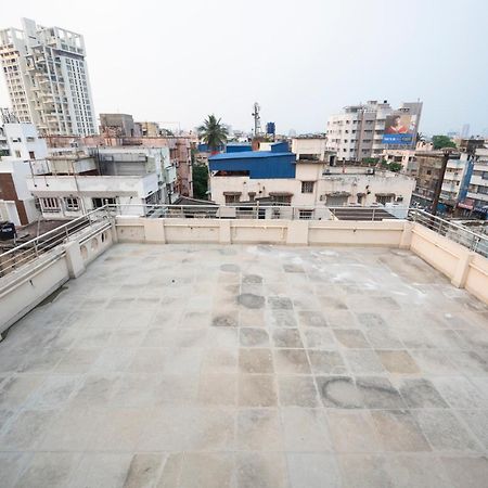 Lakeside Suites Calcutta  Esterno foto