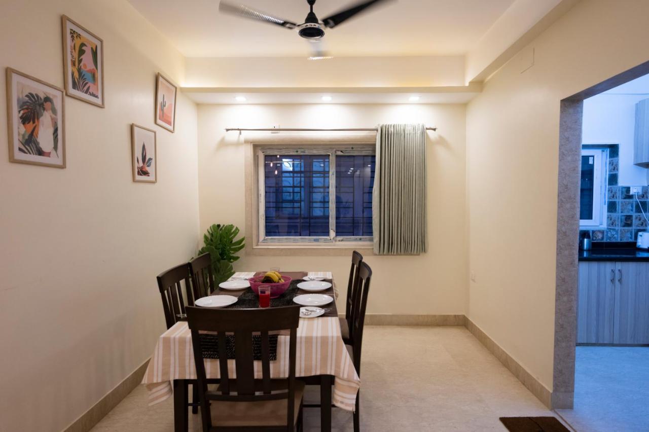 Lakeside Suites Calcutta  Esterno foto
