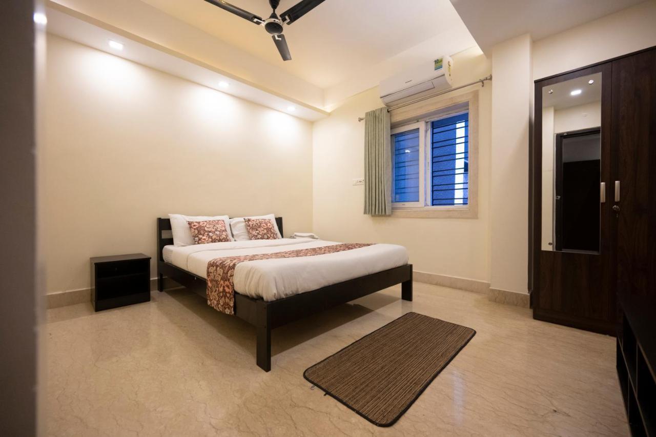 Lakeside Suites Calcutta  Esterno foto