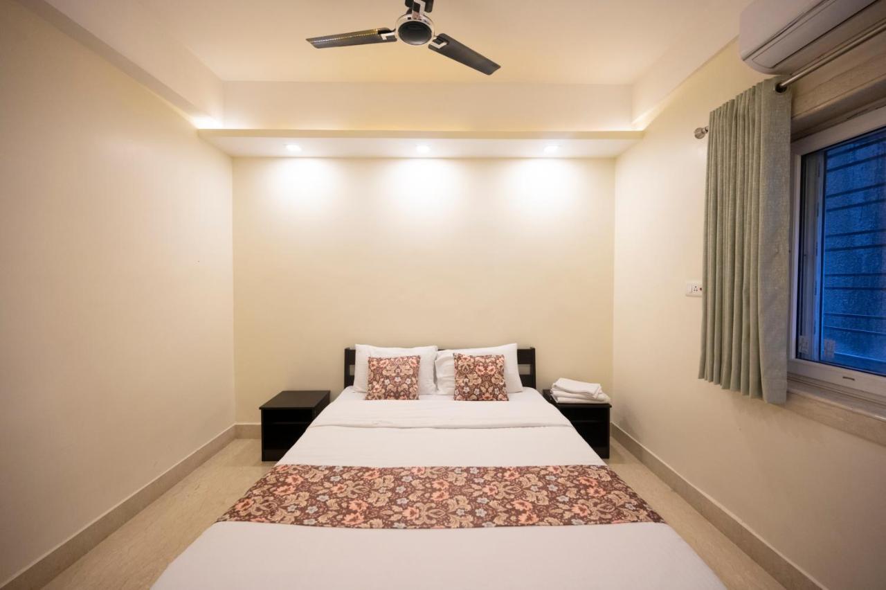 Lakeside Suites Calcutta  Esterno foto