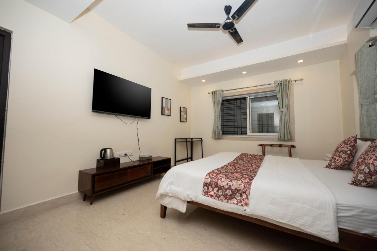 Lakeside Suites Calcutta  Esterno foto