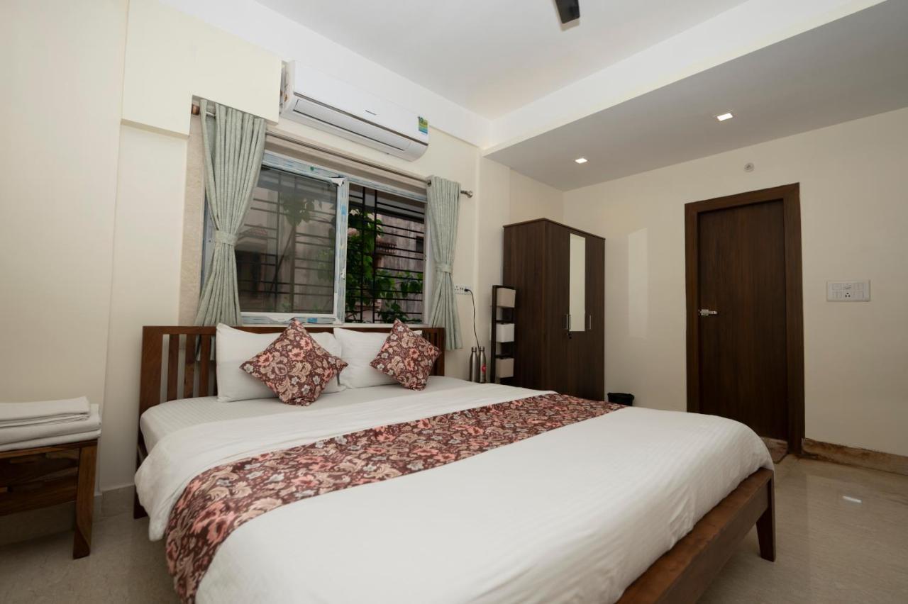 Lakeside Suites Calcutta  Esterno foto