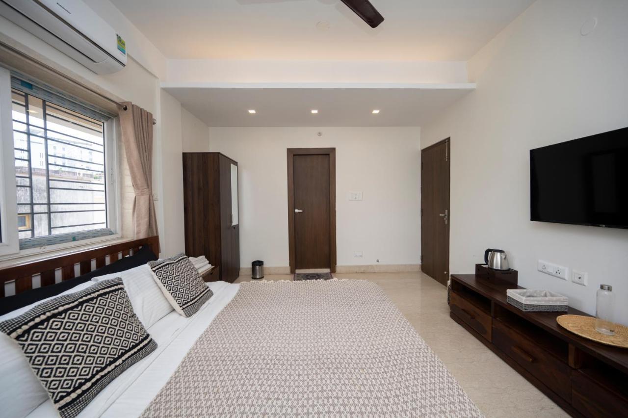 Lakeside Suites Calcutta  Esterno foto