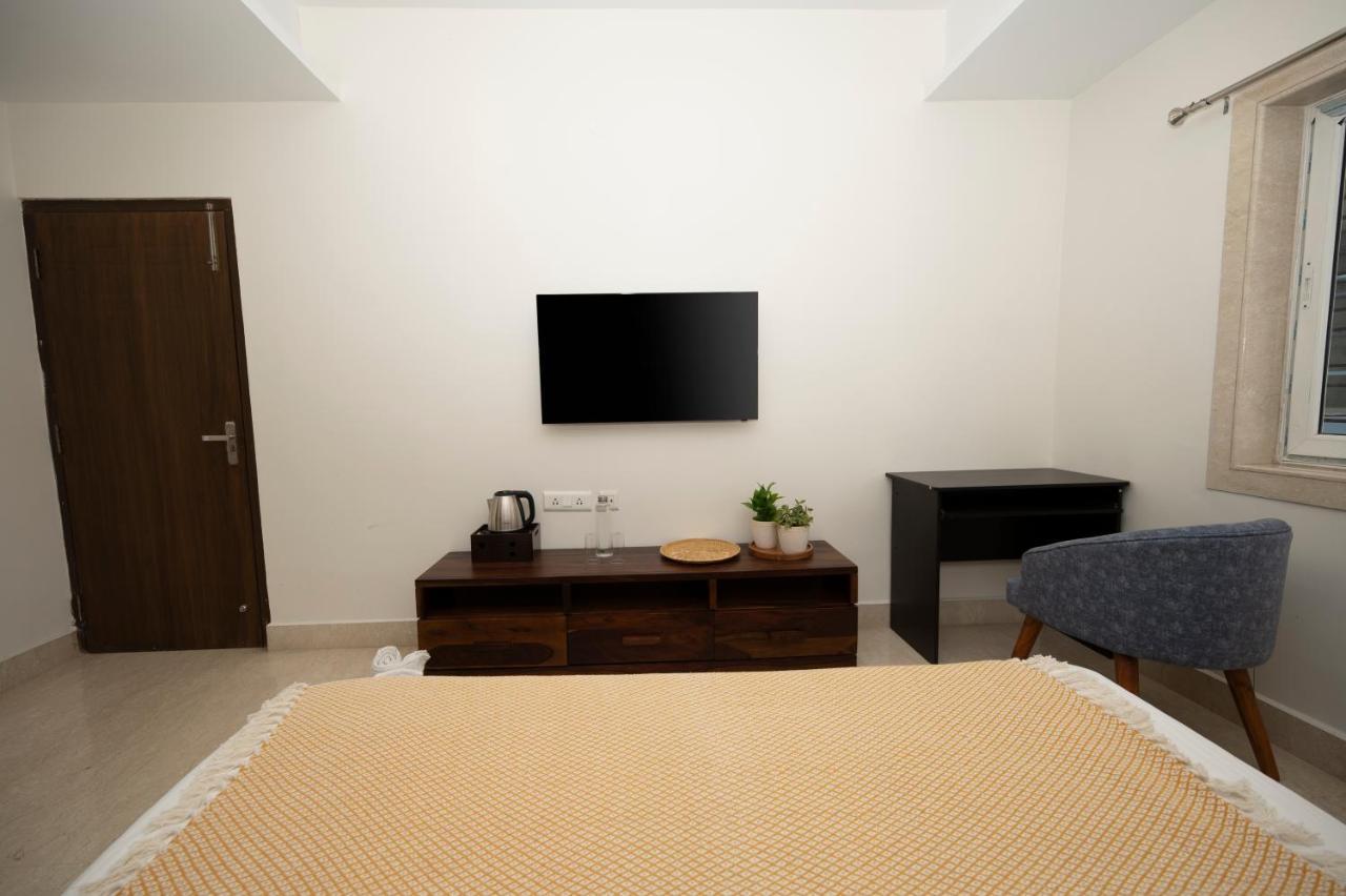 Lakeside Suites Calcutta  Esterno foto
