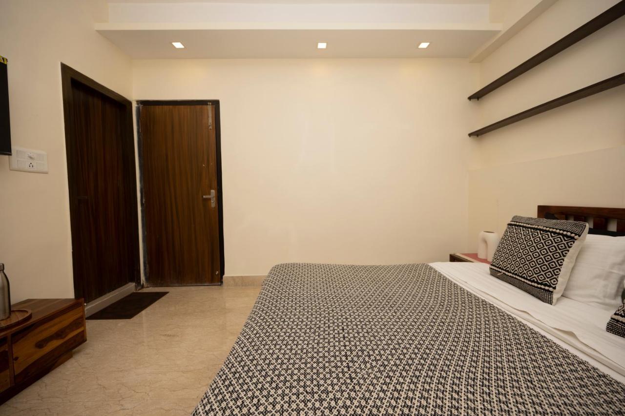 Lakeside Suites Calcutta  Esterno foto
