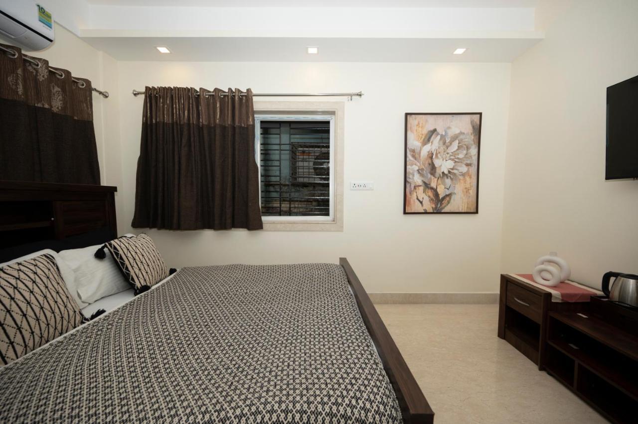 Lakeside Suites Calcutta  Esterno foto